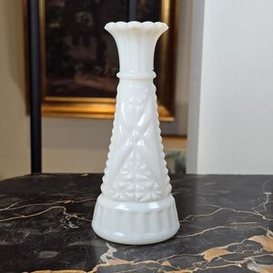 Vintage Milk Glass Bud Vase 6" White Art Deco Style Geometric Starburst Decor
